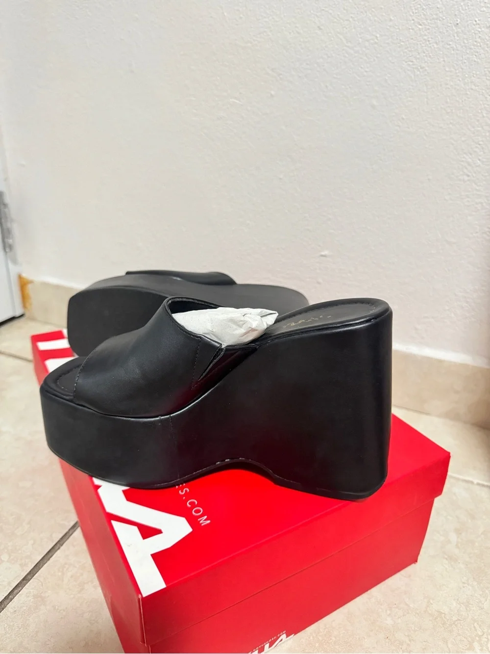 Black Platform Slide Wedges for Women - Sleek Open-Toe Slip-Ons